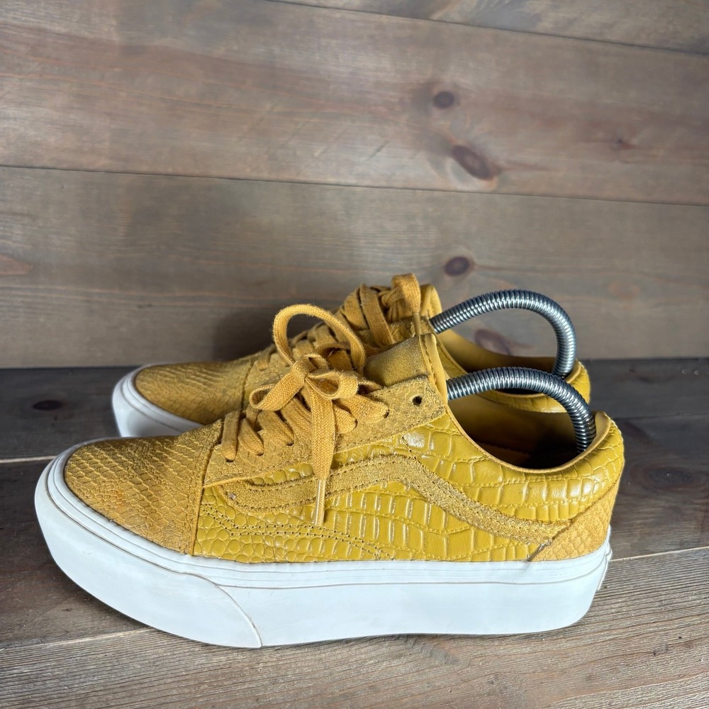 vans old skool womens size 7 shoes yellow snakeskin platform athletic sneakers